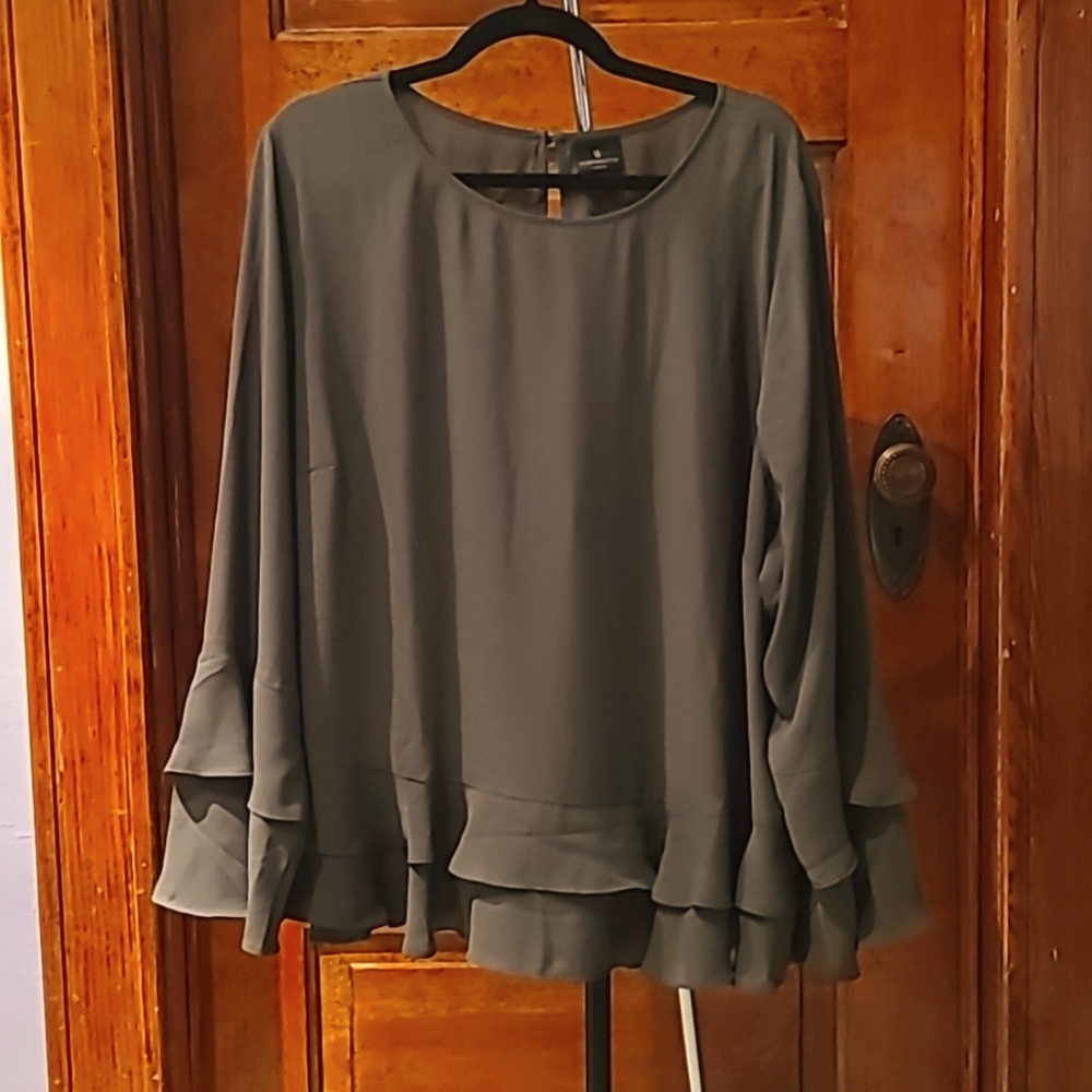 Worthington olive blouse